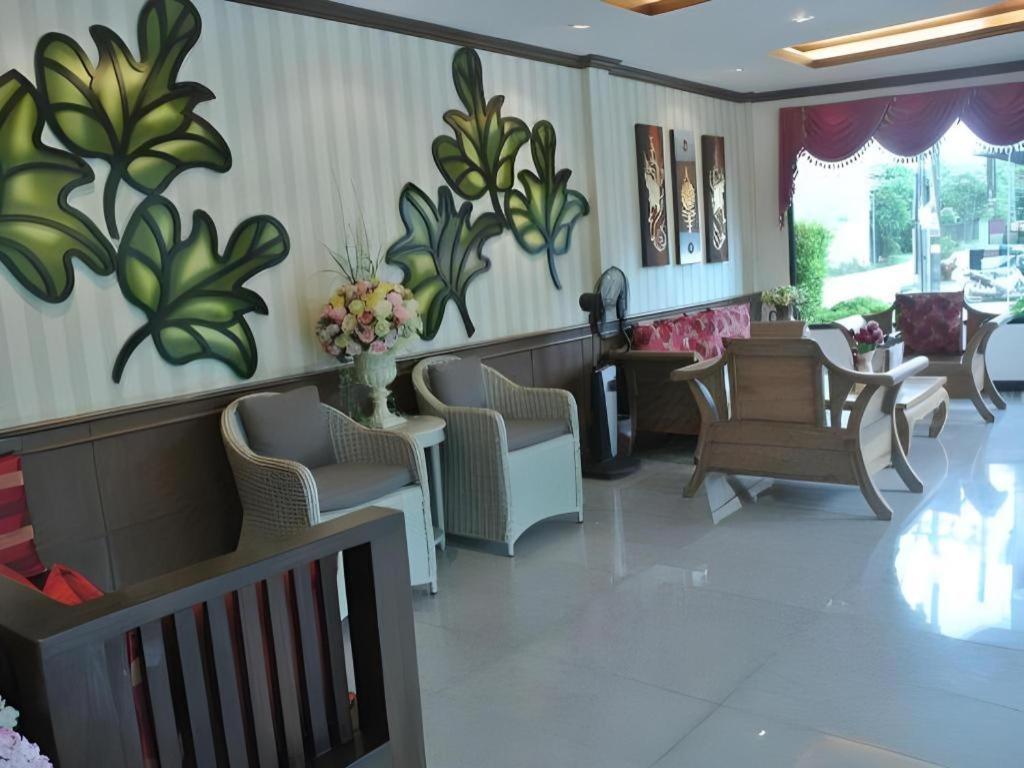City Park Hotel Фаталунг Екстериор снимка